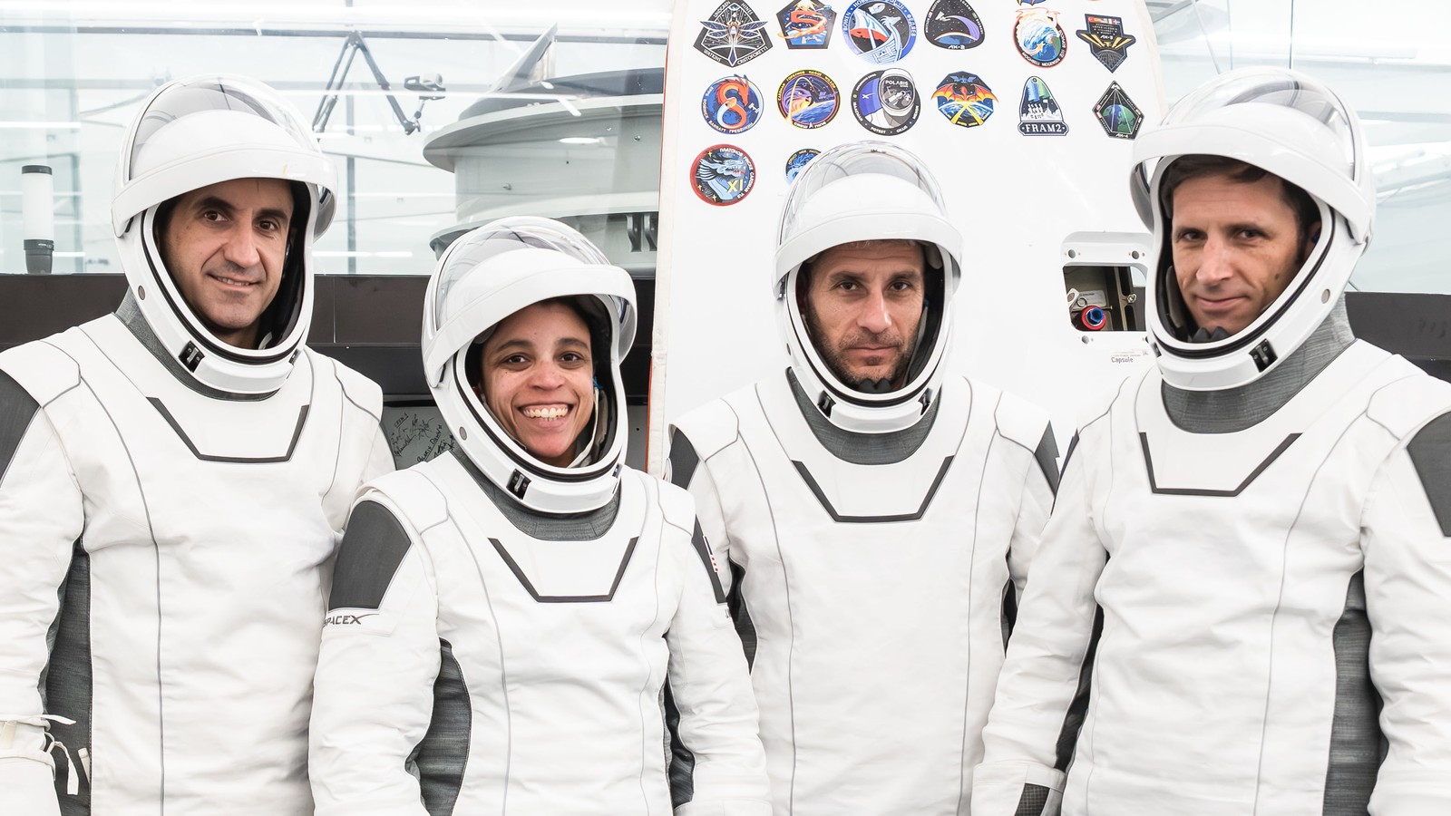 Crew-13 llega a la Estación Espacial en el viaje más rápido de una nave estadounidense