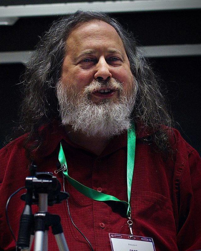 Richard Stallman hablando en el congreso LibrePlanet de 2019